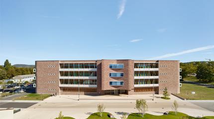 lro lederer ragnarsdottir oei dm unternehmenszentrale drogeriemarkt