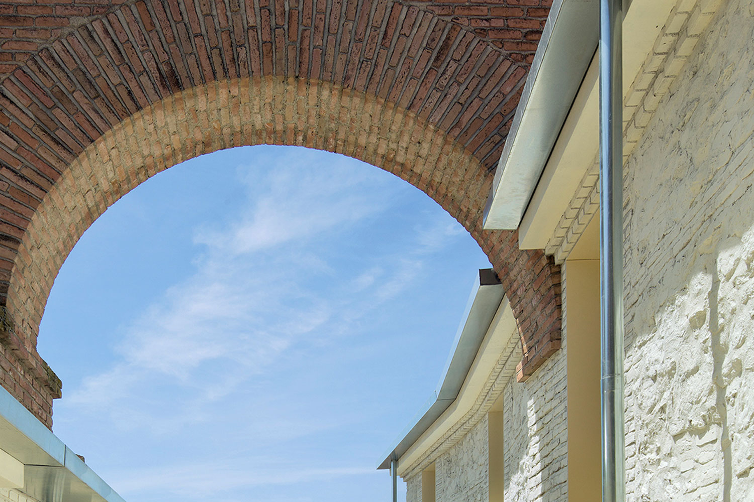 Traufgesims aus Backstein