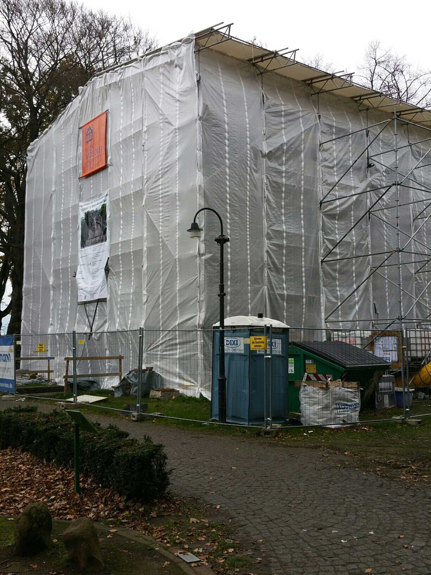 Dickhäuter aus Backstein