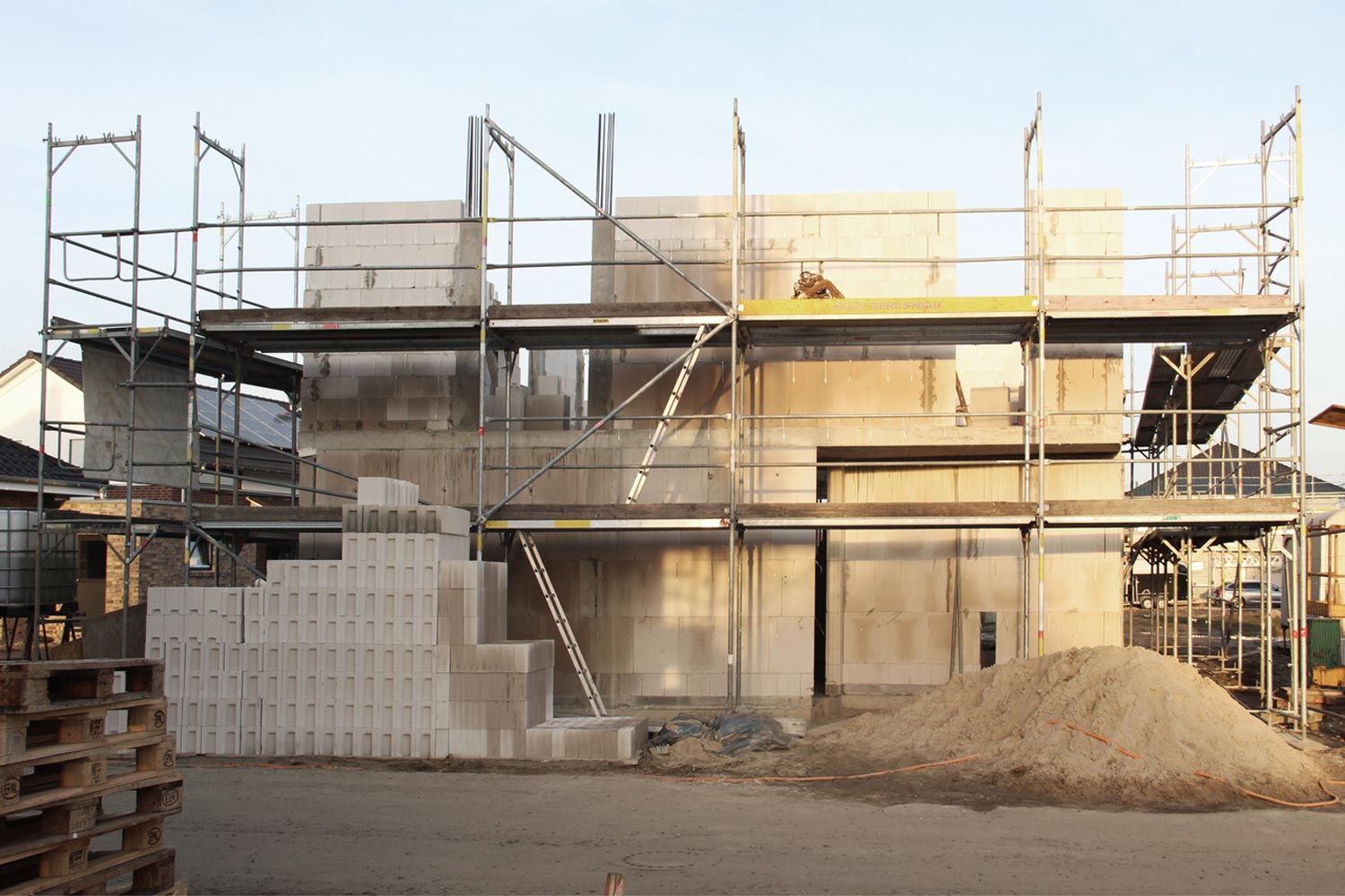 Zwischendecke ist nun komplett gegossen