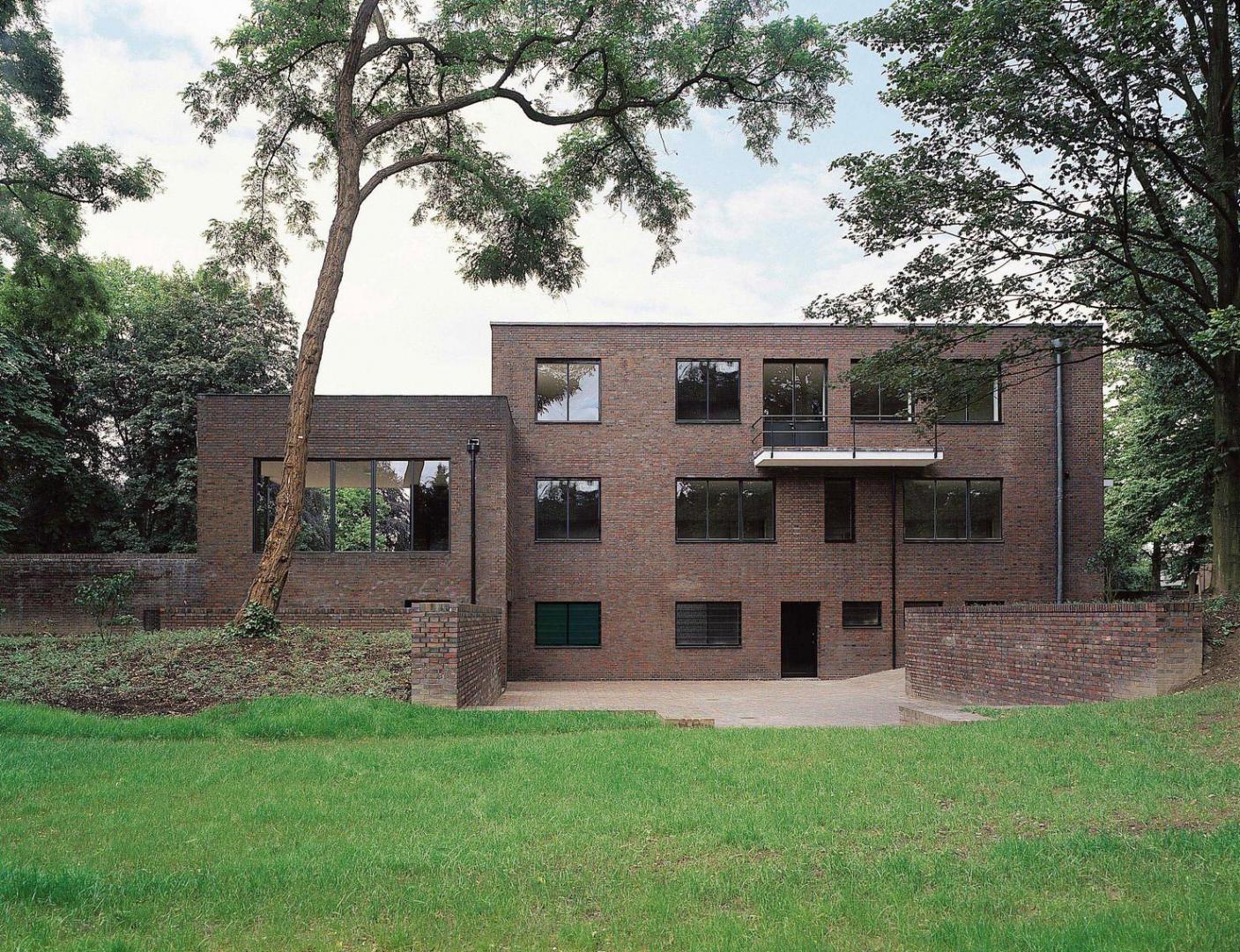 Haus Esters Ostansicht