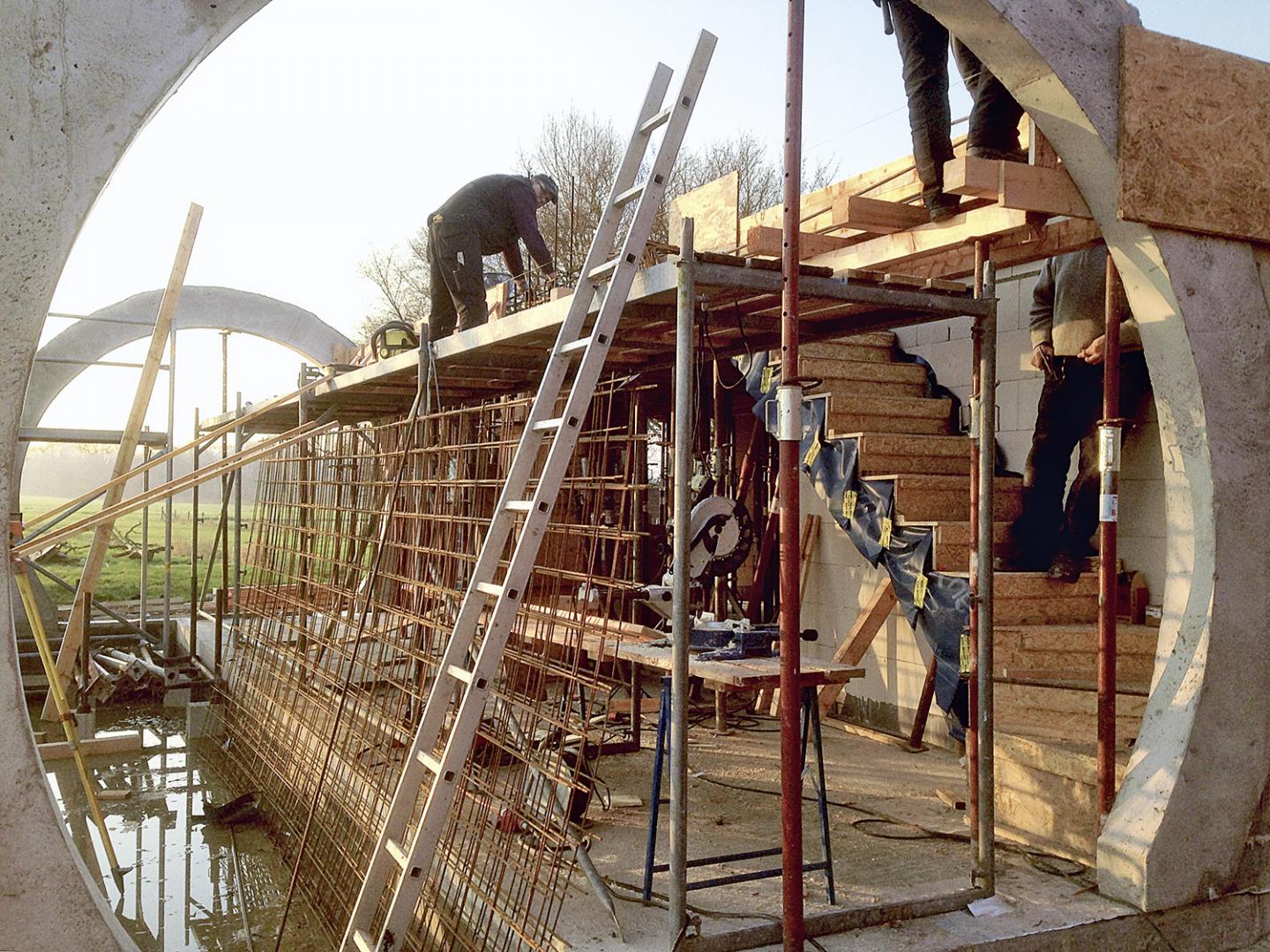 Rundbogen trifft Fischgrät